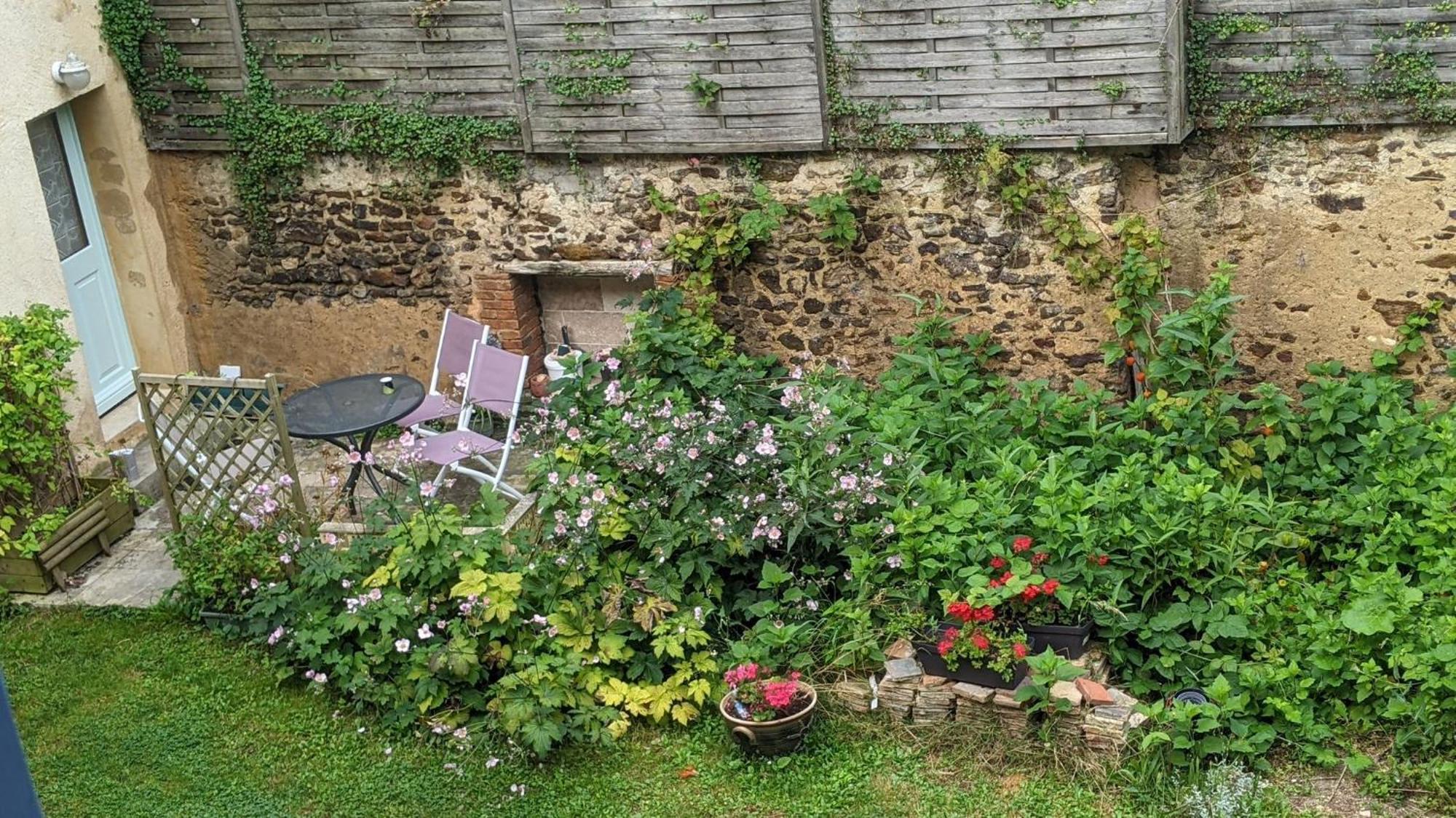 La Maison D'A Cote Saint-Amand-en-Puisaye Zewnętrze zdjęcie